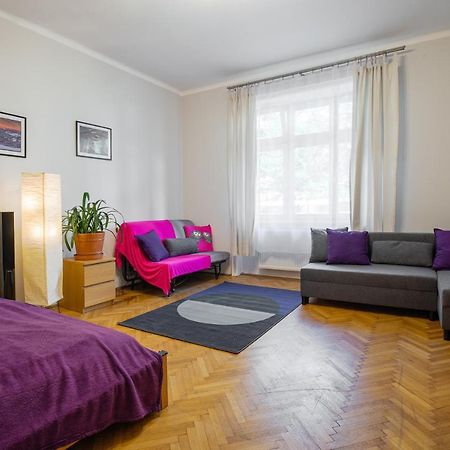 Kings Neighbor. Apartment 600 Meters From Castle Krakkó Kültér fotó